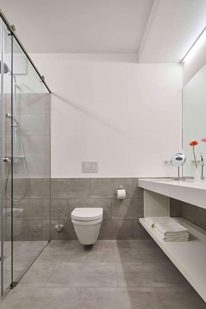 Flowers Hotel Essen Bagian luar foto